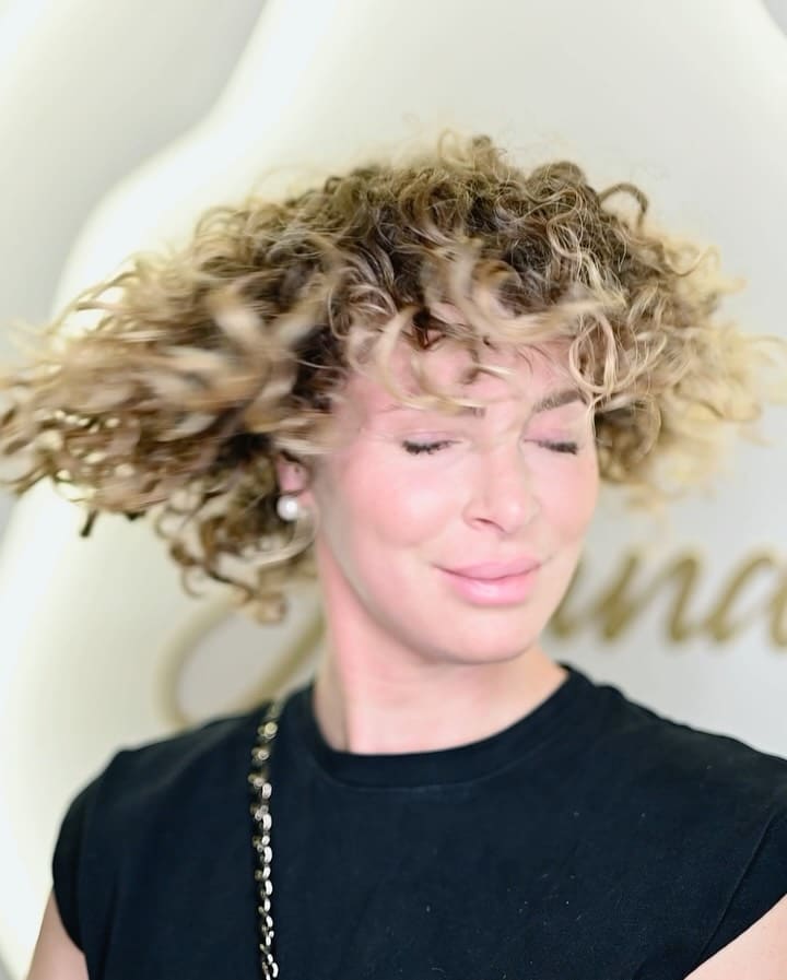 3. Bouncy Blonde Ringlet Bob